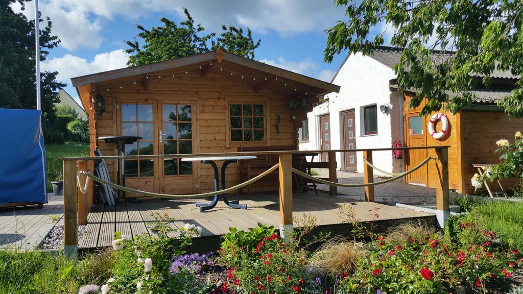 Ferienwohnungen Am Kleinen See Bergen Auf Rugen Extérieur photo