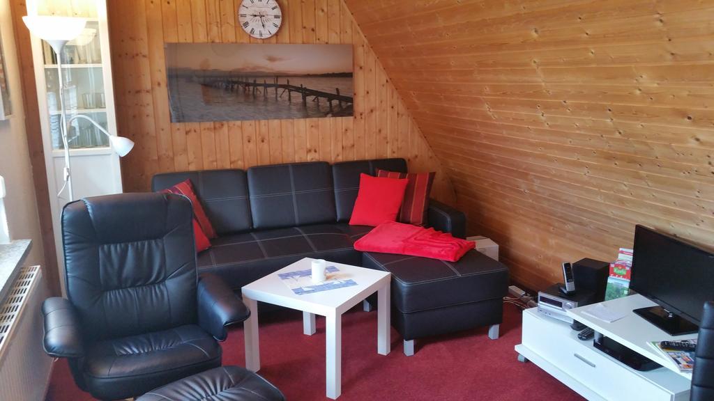 Ferienwohnungen Am Kleinen See Bergen Auf Rugen Extérieur photo